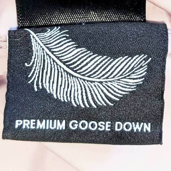 Aritzia TNA The Super Puff Shorty Women Premium Goose Down Winter Jacket Pink(M) - Picture 9 of 10